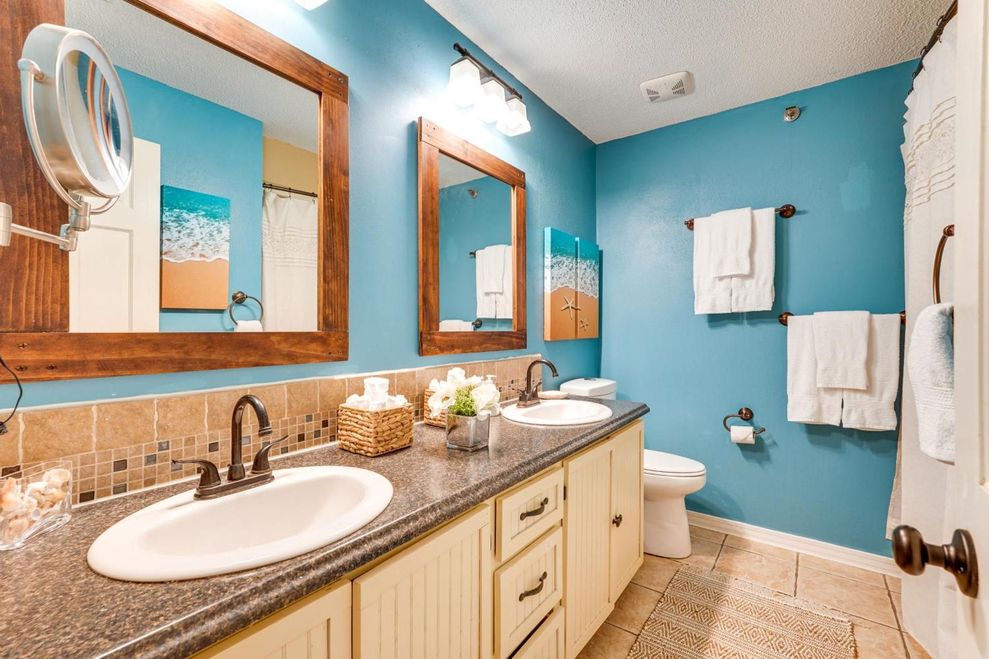 Charming Panama With Community Pool! * Panama City Beach