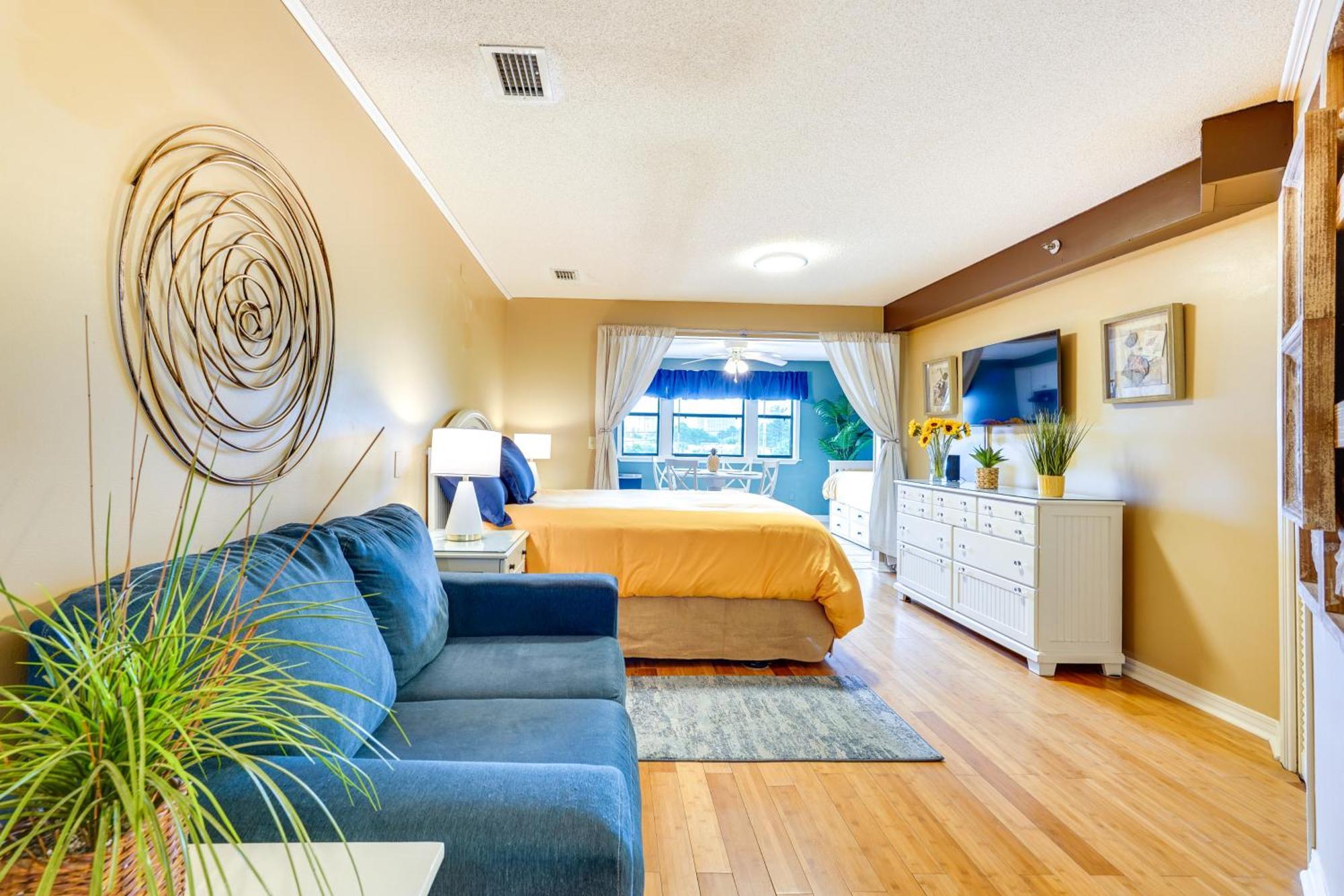 Charming Panama With Community Pool! Apartment Panama City Beach